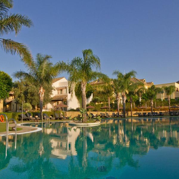 The pool of the luxurious Hotel Almenara in the Costa del Sol